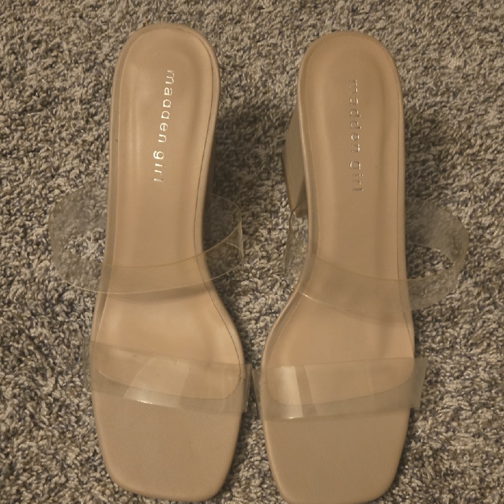 Madden Girl Cream Tan Heels Sleek Modern Design
